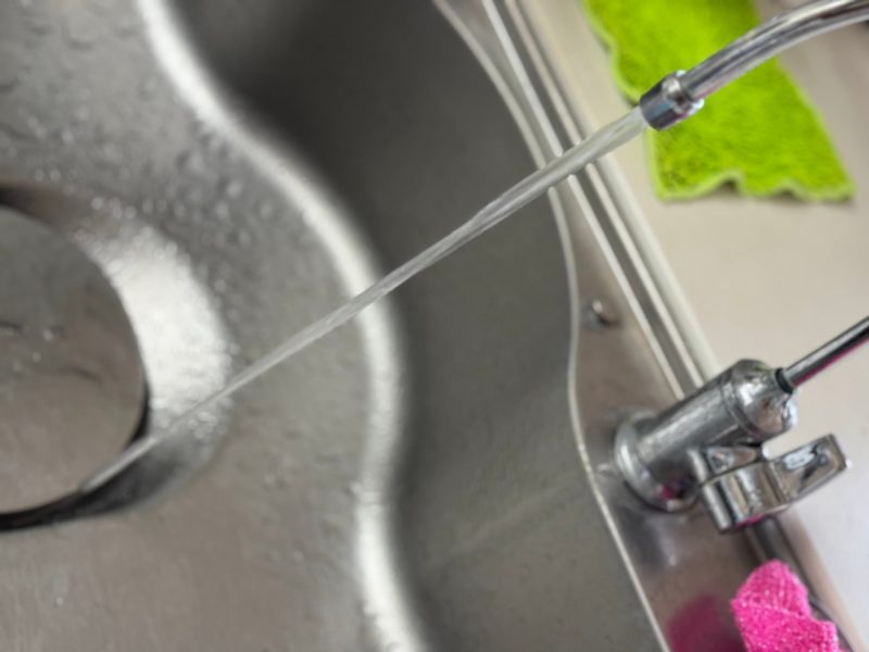 キッチンの浄水カートリッジ